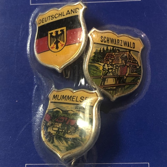 REU Souvenirs Other - Vintage Souvenir German Travel Pins - Fine Silver Plating - Original Packaging